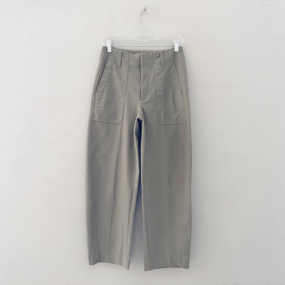 Athleta Skyline Barrel Pants 4 Olive Green Casual Sporty Minimalist Comfort Chic - Picture 5 of 14